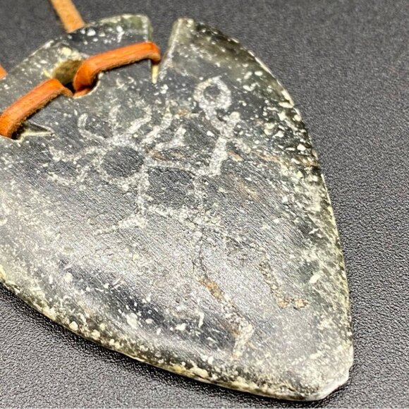 Carved Soapstone Dagger Shaped Pendant Necklace 17in - Picture 15 of 16